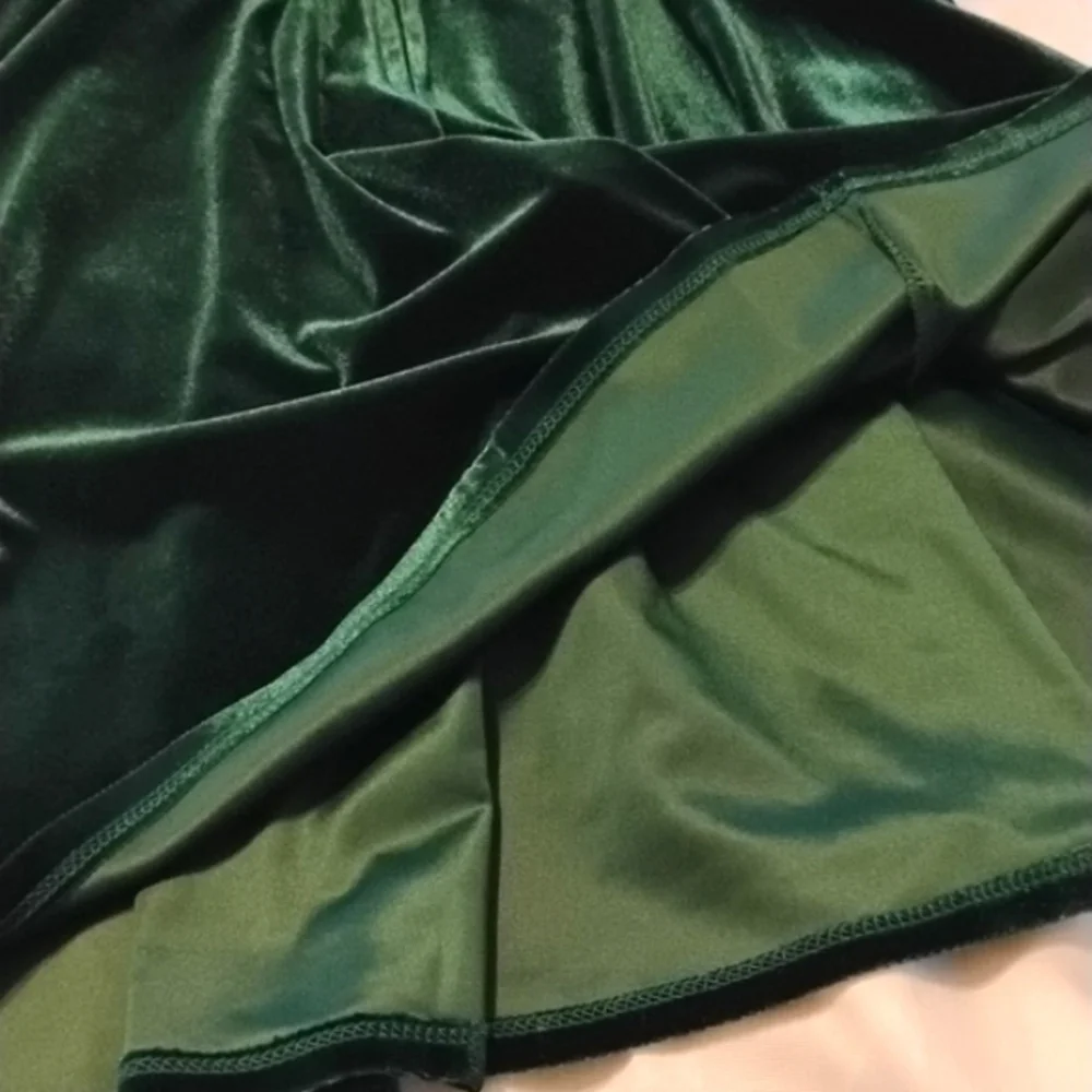 B Smart Junior Elegant Hunter Green Velvet Dress, Size: 3, NWT